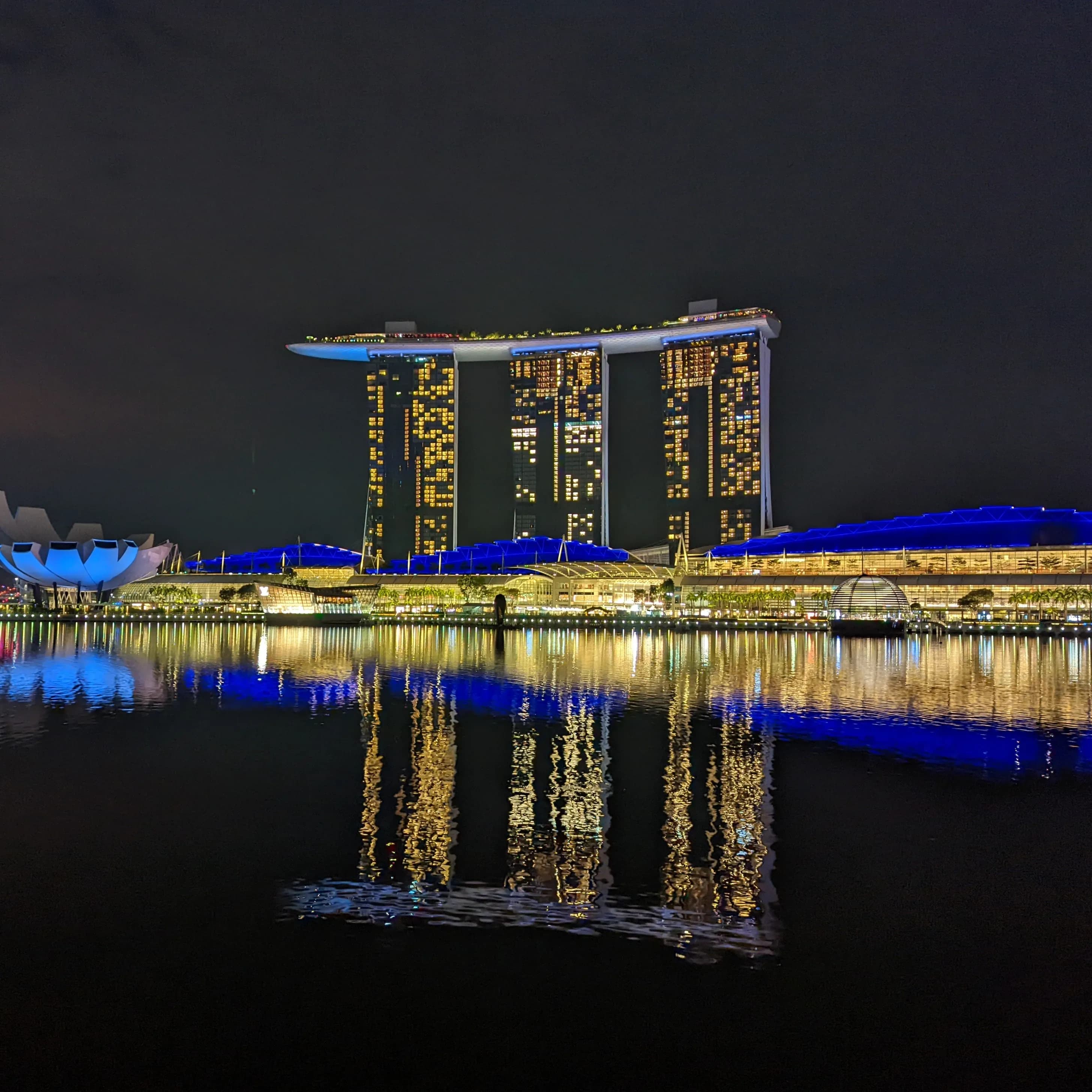 マリーナベイサンズ
シンガポール